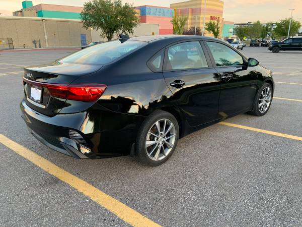 2022 Kia, Import Kanada — Foto 8 z 12