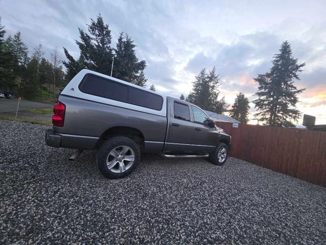 2007 Dodge Ram1500, grau, 252.864 km, Import Kanada — Foto 1