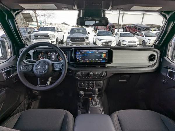 2026 Jeep, Import Kanada — Foto 10 z 12