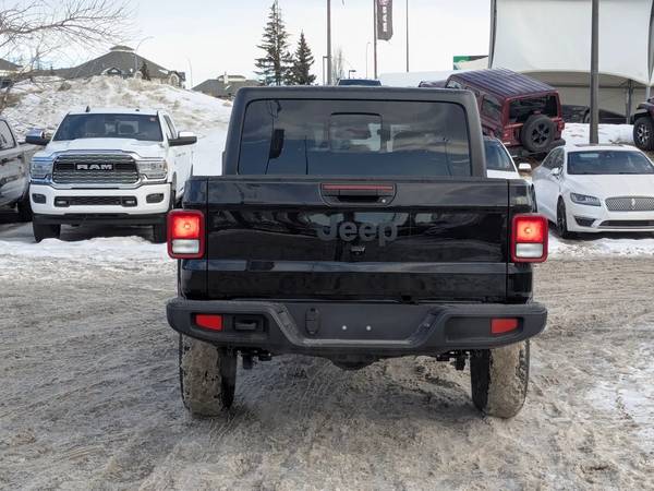 2026 Jeep, Import Kanada — Foto 5 z 12