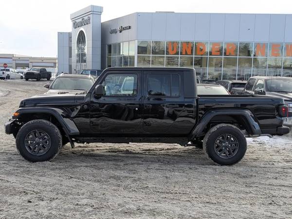 2026 Jeep, Import Kanada — Foto 7 z 12