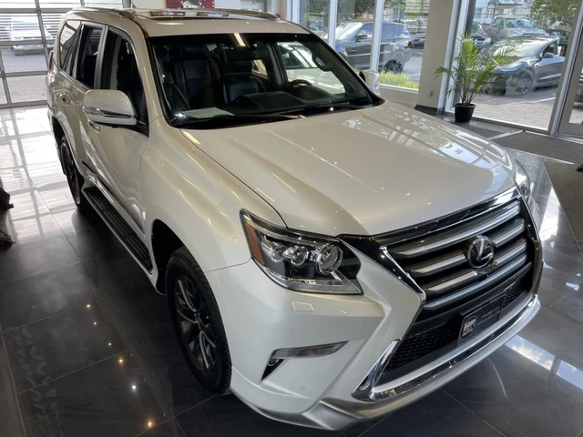 2017 Lexus GX 460, weiß, 132.571 km, Import Kanada — Foto 3 z 5