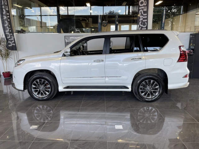 2017 Lexus GX 460, weiß, 132.571 km, Import Kanada — Foto 4 z 5