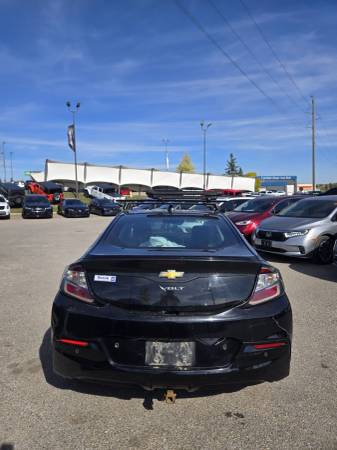 2018 Chevrolet, Import Kanada — Foto 5 z 12